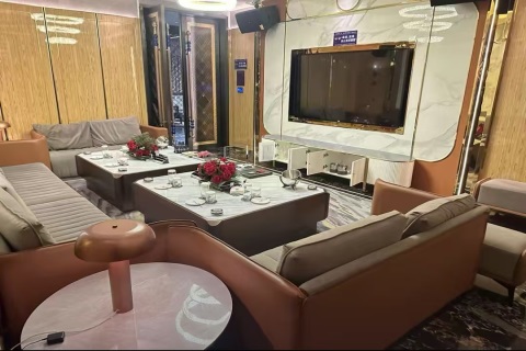 赣州蜂巢酒吧招聘,江西赣州酒吧招聘女营销/服务员