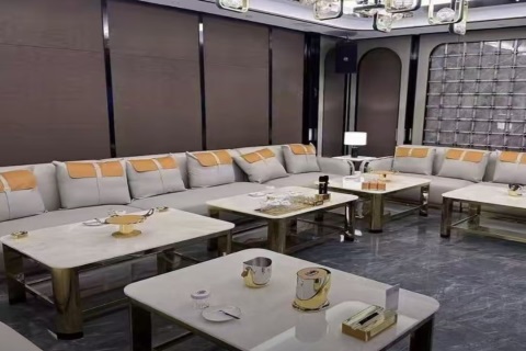 赣州夜总会招聘,赣州礼宾员招聘,身高不限上班轻松